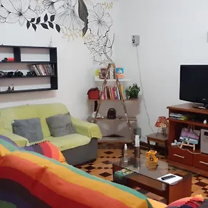 Quarto em Acomodações Particulares Casa alegre em Bairro boêmio, Porto Alegre